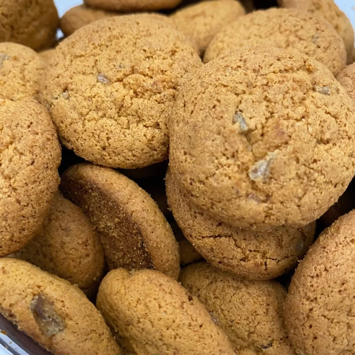 Trader Joe's Triple Ginger Snaps Close Up Cookies